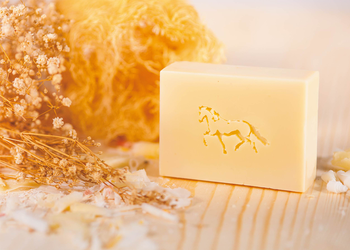 馬油皂  Horse oil soap bar 马油皂